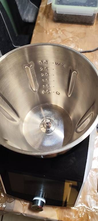 Küchengeräte: Thomson Küchenmaschine – Gebraucht aus Menzingen von X_Steppenwolf02