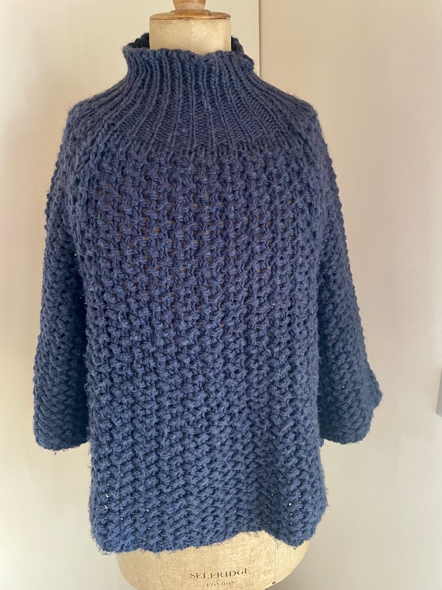 Pullover & Sweatshirts: Damen Strickpullover Marta dunkelblau One Size  – Gebraucht aus Oberwil BL von another-day-of-sun 4