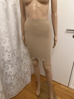 Unterrock beige Grösse S-M neu