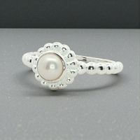 Feiner Silberring mit Süsswasserperle – 925 Silber