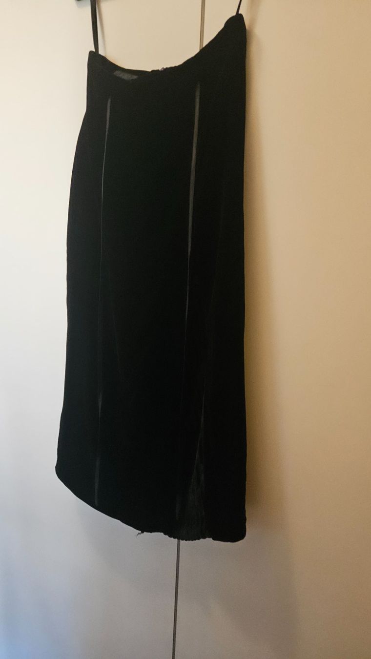 Completi & Tailleur: Camicetta e gonna nera Tattoo tg.M rayon e seta – Usato da Melano venduto da H-Sara 2