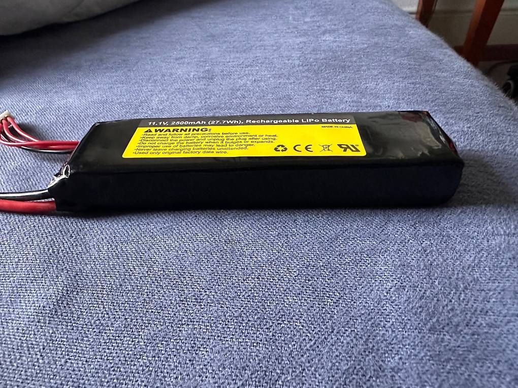 Batterie, Caricabatterie & Alimentatori: Batterie 3s 2500mAh – Usato da Lausanne venduto da pie_hf6l