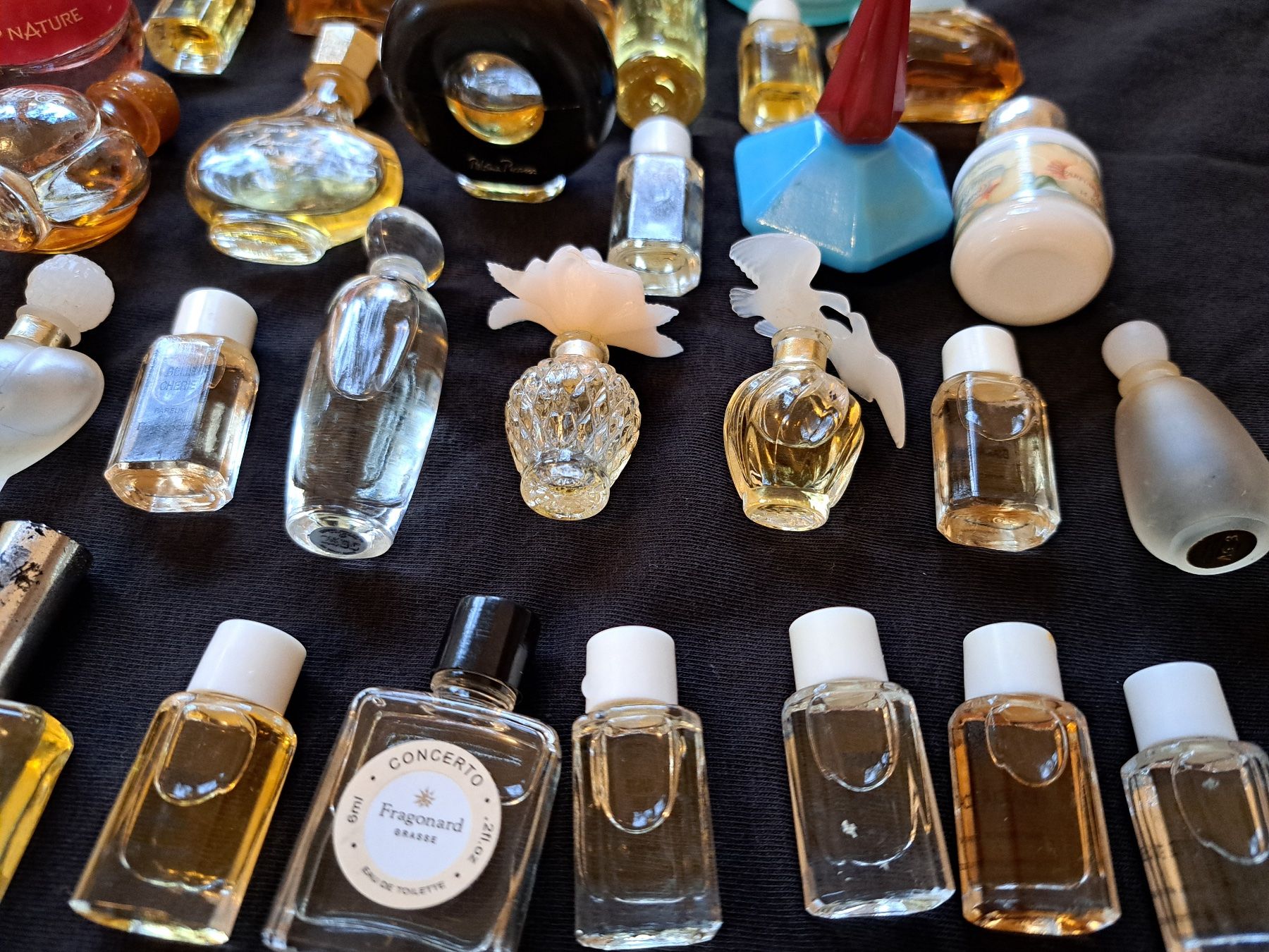 Parfums & Eau de Toilette: Parfum Miniaturen Sammlung – D'occasion à Dietlikon par ramsrica 2
