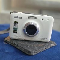 Nikon Coolpix S30 Digitalkamera