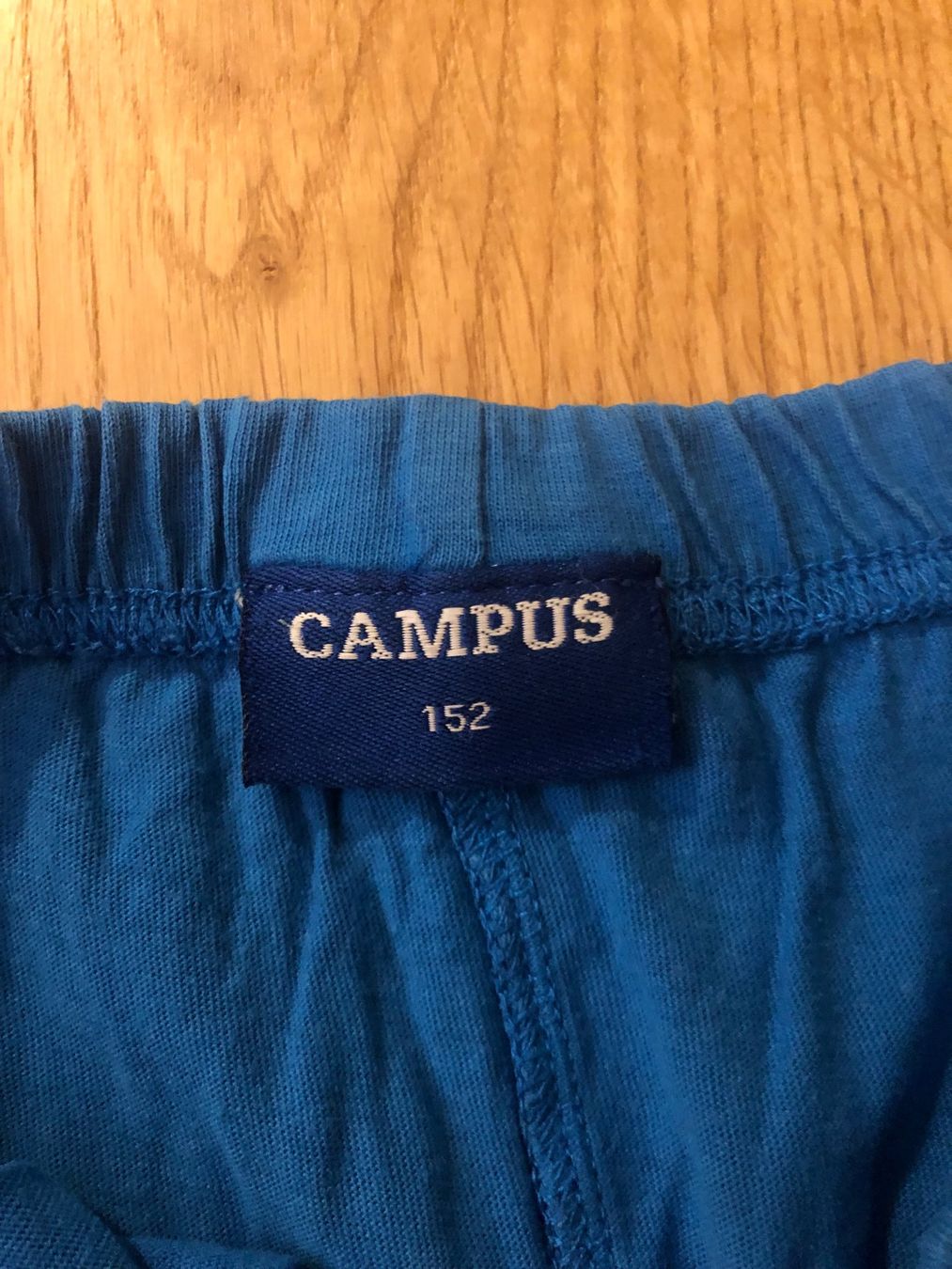 Pigiama & Simili: PYJAMA Campus 152 – Usato da Wattwil venduto da jopara 2