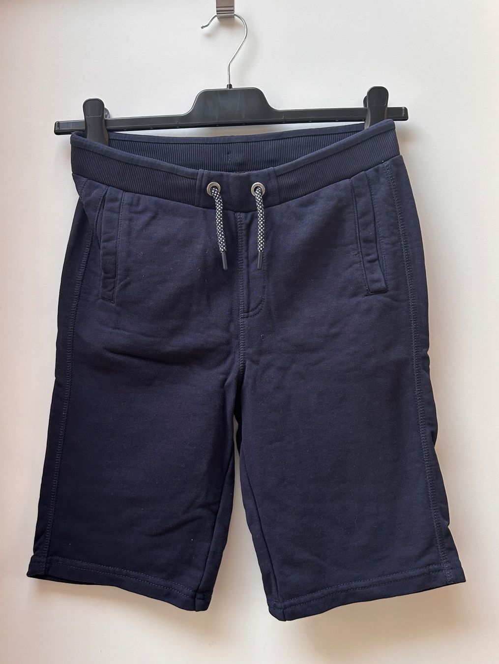 S.Oliver Pantaloni: S. OLIVER Shorts – Usato da Dättwil AG venduto da fio_d76l