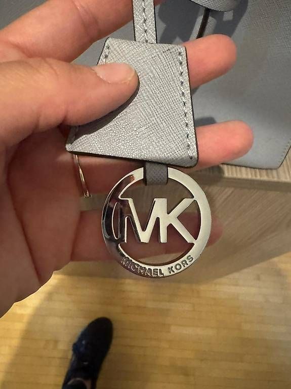 Sacs femmes: Micheal Kors Handtasche – D'occasion à Alpnach Dorf par Emiel123 2