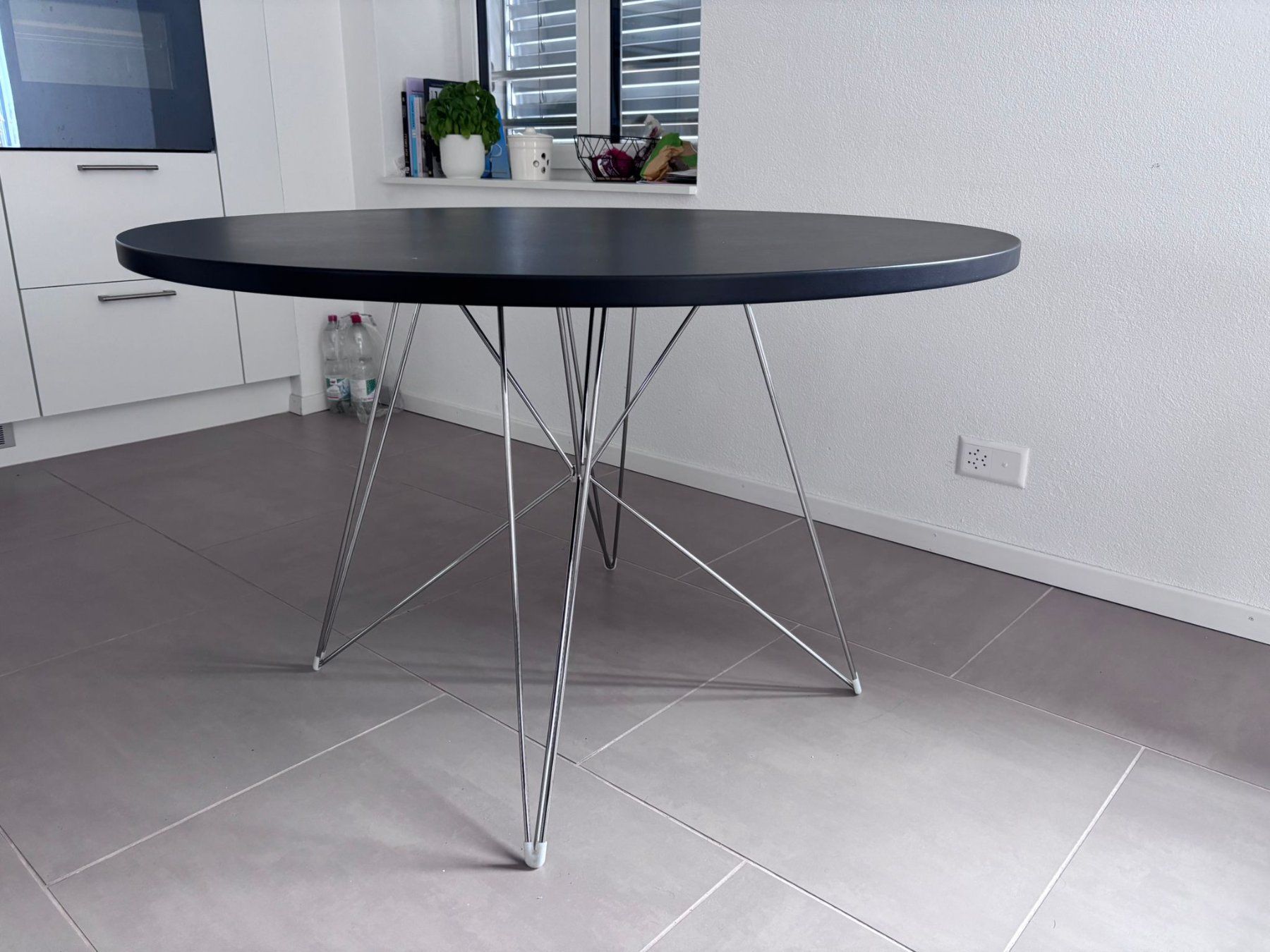 Tavoli: Design Esstisch von Magis – Usato da Uitikon Waldegg venduto da jer_wsb5