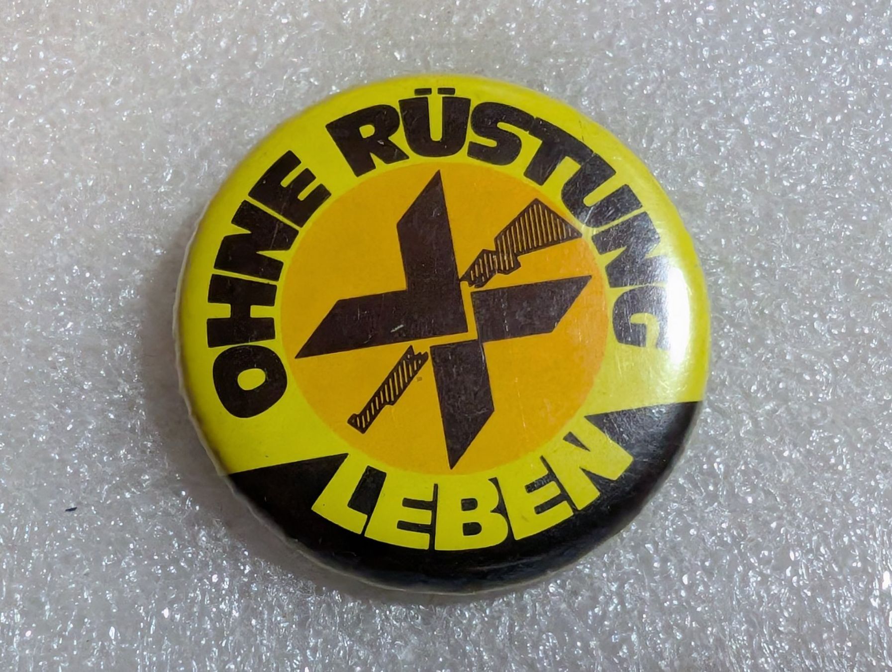 Placchette & Badge: Ansteckbutton 235: – Usato da Oppligen venduto da Pin-Fall-Shop