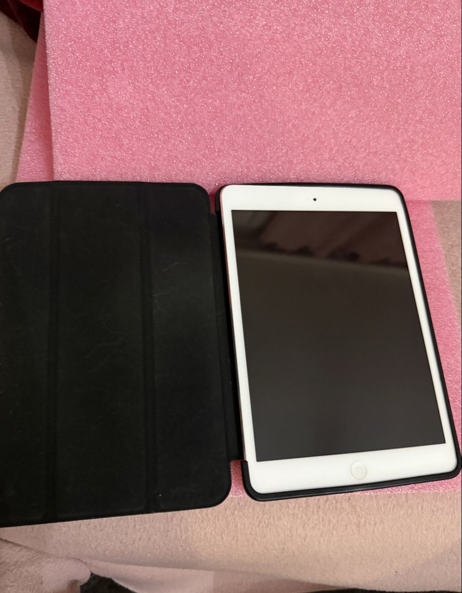Apple Tablet PC: iPad 2 mini 16 giga ￼ – Usato da Payerne venduto da cri_c59l 2