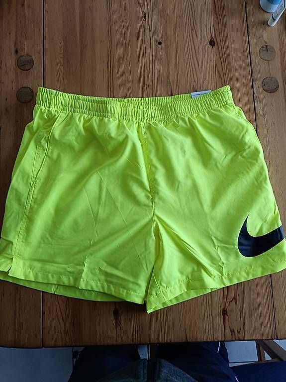 Nike Pantaloni: Badehose Nike Grösse XL – Usato da Aarwangen venduto da finnszaw