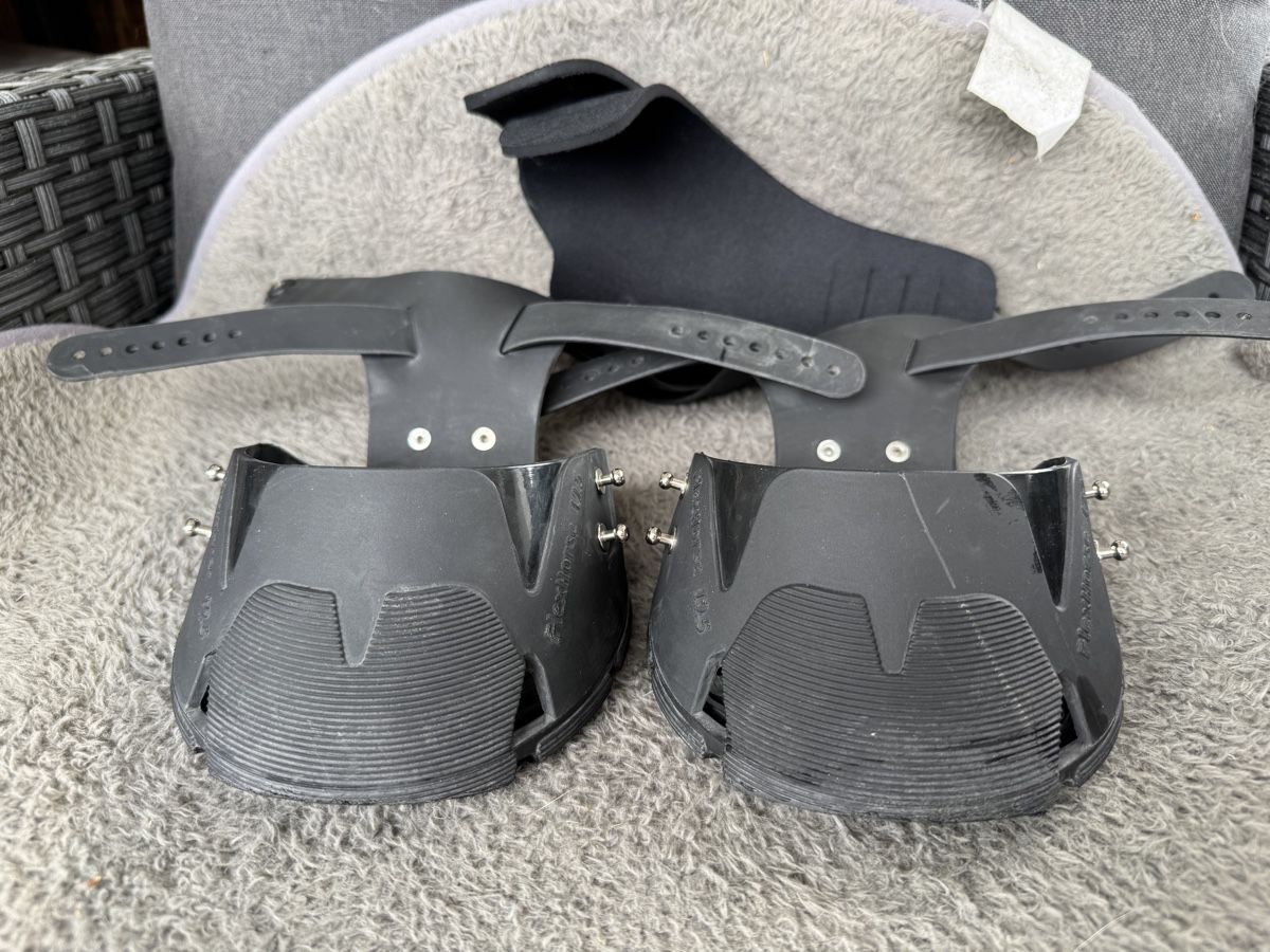 Scarpe per cavalli: Flex Hoof Boots 125 – Usato da Oberembrach venduto da Ballingo