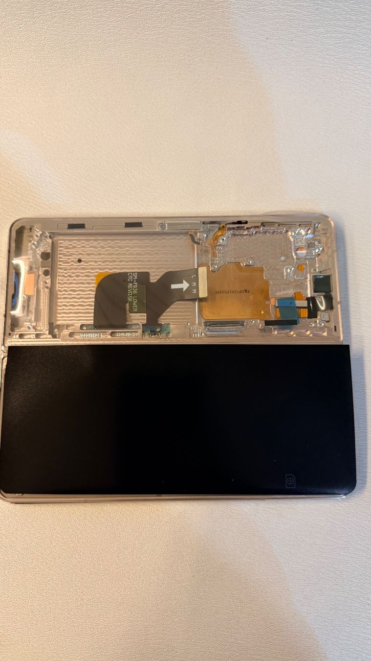 Monitor: Samsung Fold 4 5G Big display Beige – Nuovo e nell'imballaggio originale da Birmensdorf ZH venduto da aleforyou1982