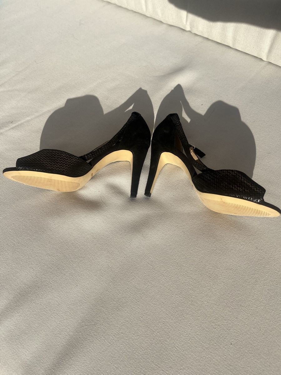 Chaussures femmes: Bata Stilettos 38 schwarz – D'occasion à Uster par yallagirl 1