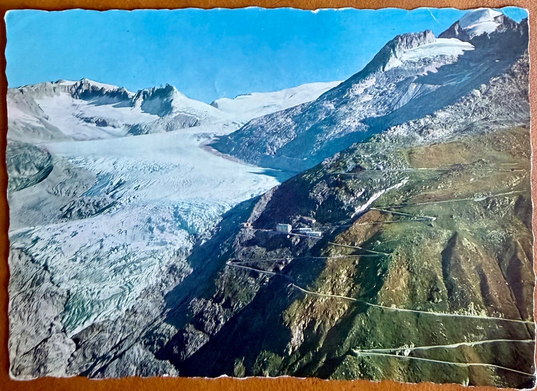 Cartoline postali: Rhonegletscher - Furkastrasse - Hotel - AK – Usato da Lutry venduto da Ediego