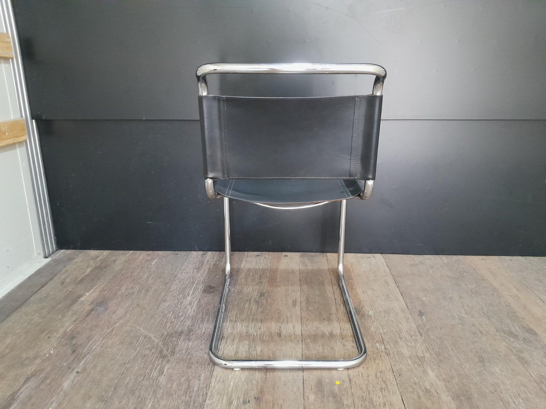 Chaises: Vintage Leder Freischwinger – D'occasion à Männedorf par Bel-view 6