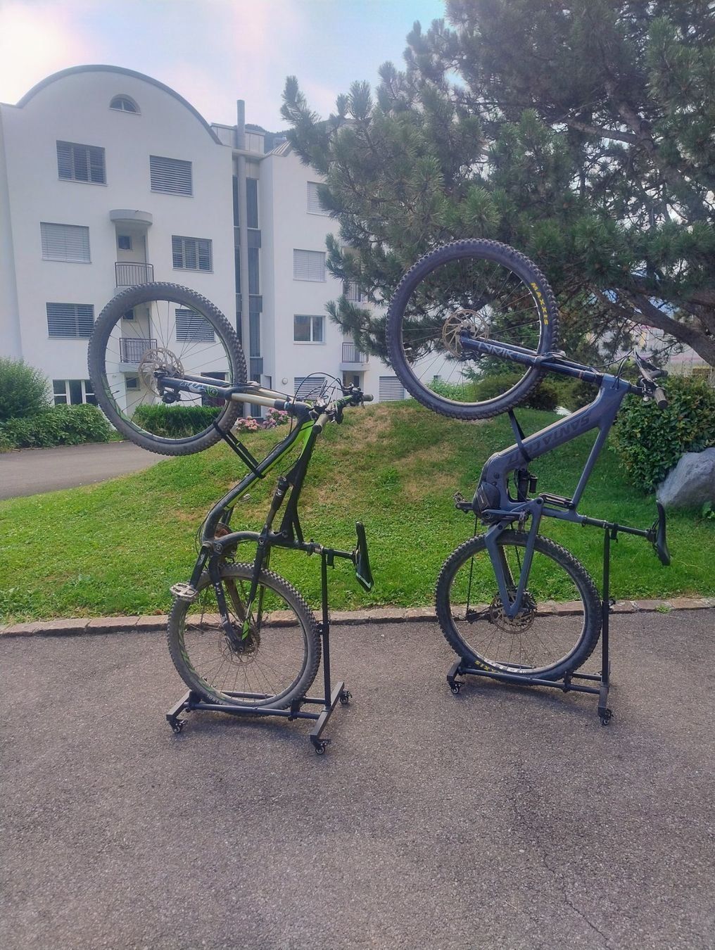 Veloständer: Platzsparender Home Veloständer – Neu und originalverpackt aus Seewen SZ von MatthiasF02 3