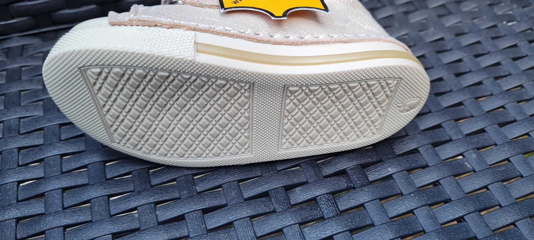 Scarpe per ragazze: DENO Echtleder Schuhe gr21 Beige(10)NEU – Nuovo e nell'imballaggio originale da Buttwil venduto da KinderSchuhe 4