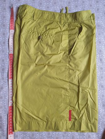 Bermudas, Gr.it. 38, neuwertig, Prada
