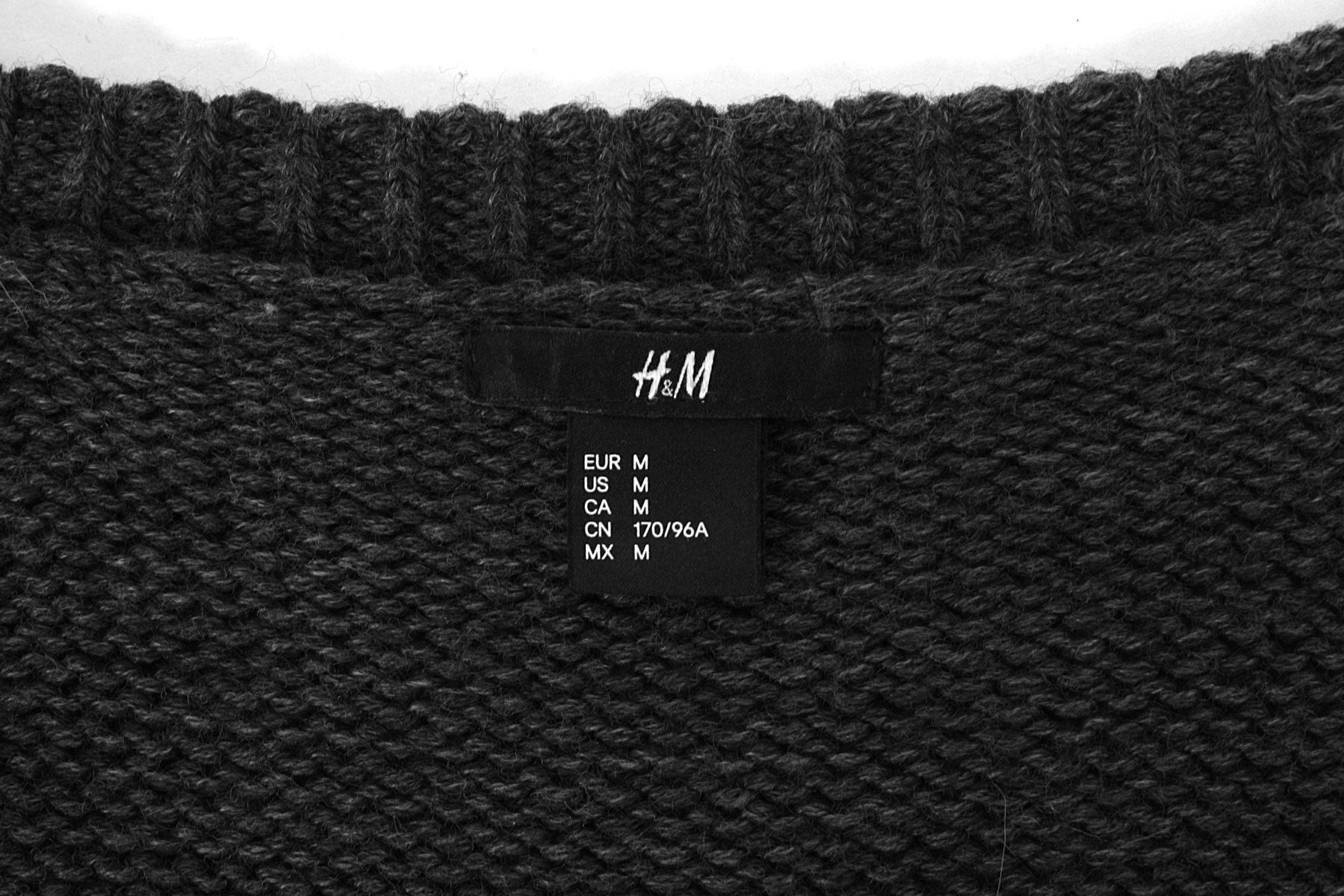 H&M Gilet & Giacche senza maniche: H&M-Weste mit Federn, Gr. 42 – Usato da Zollikofen venduto da Restwert_Zollikofen 3