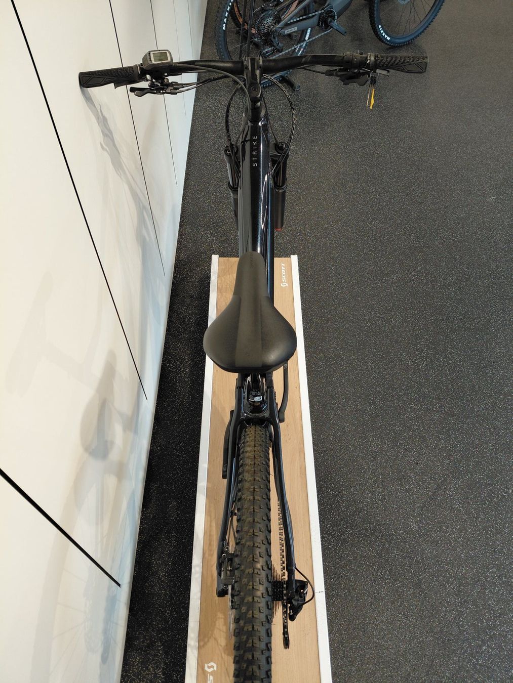 Scott Vélos: Scott Strike eRide 930 Modell 2023 – Neuf avec emballage d'origine à Klosters par mie_9vjk 5