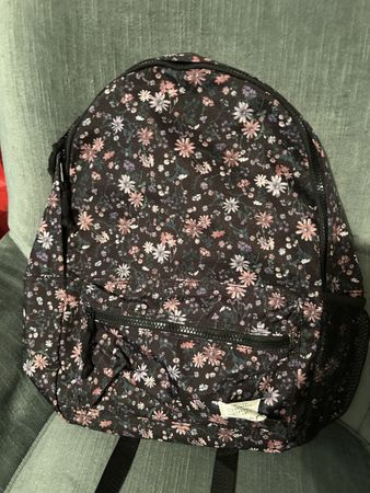 Rucksack geblümt neu