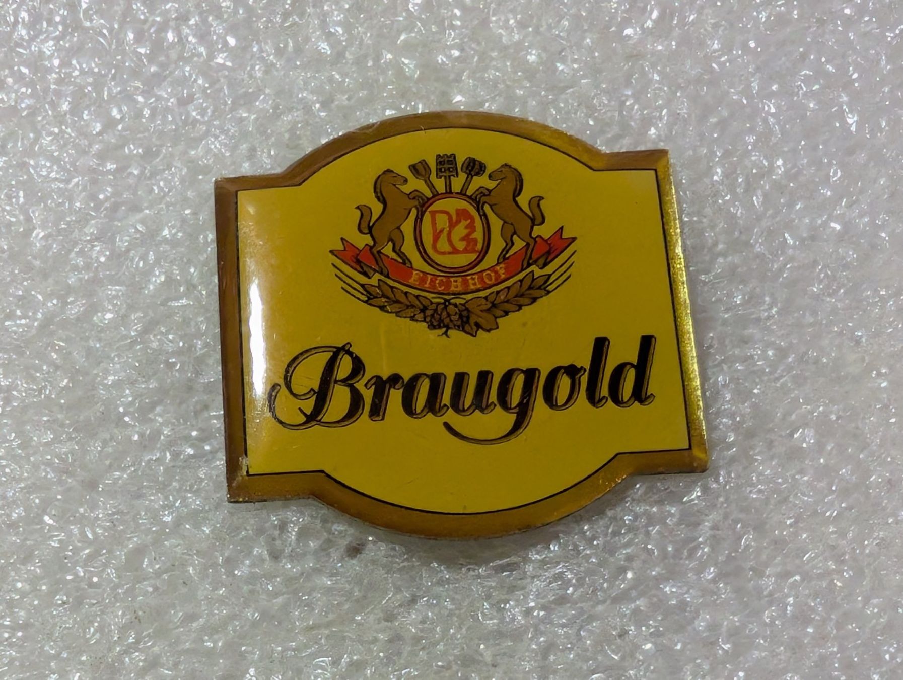 Placchette & Badge: Ansteckpin 3: Braugold – Usato da Oppligen venduto da Pin-Fall-Shop