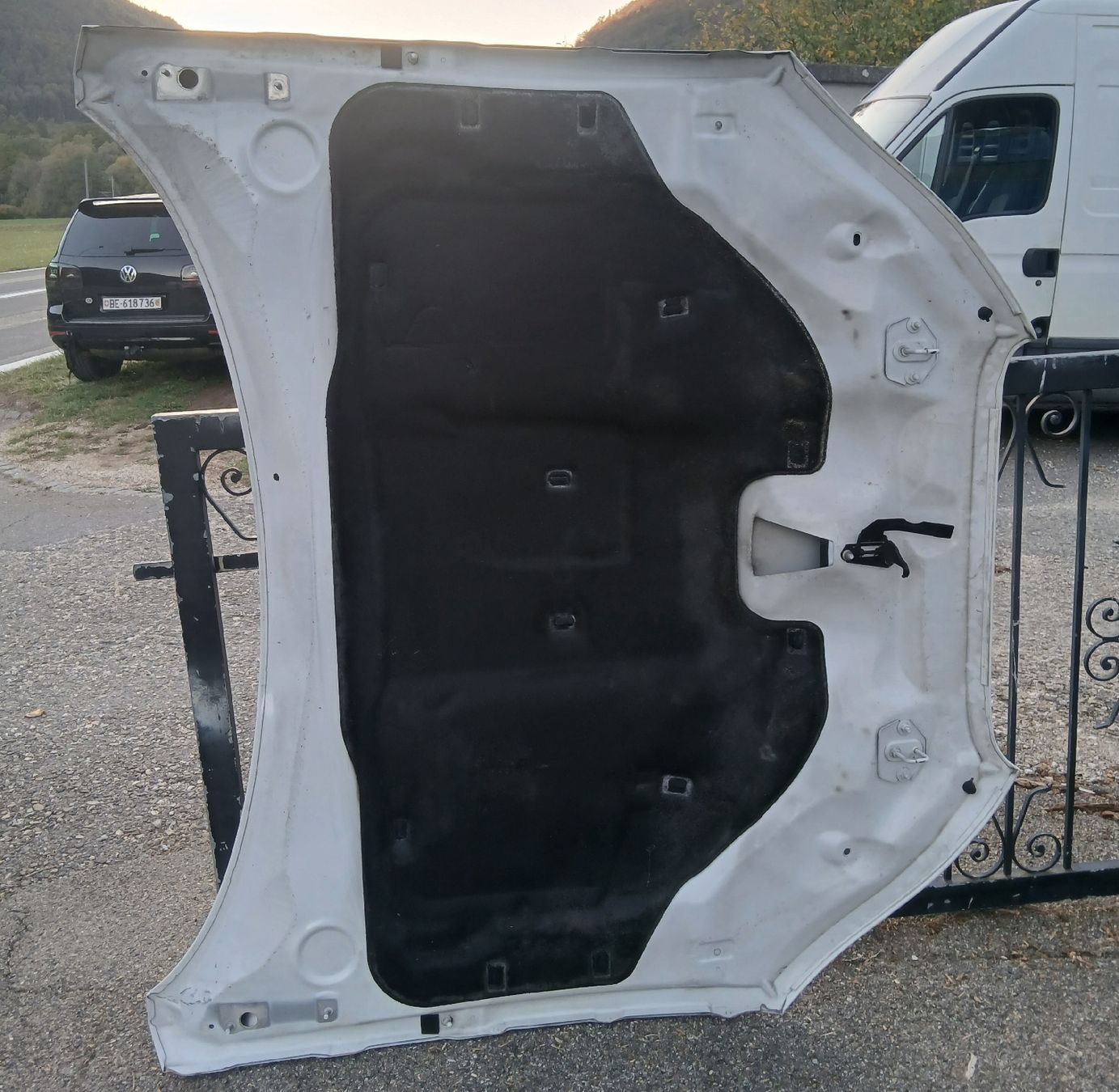 Jaguar Tutti pezzi di ricambio auto: Capot Jaguar XF 2008-2016 – Usato da la heutte venduto da Auto-stock 1