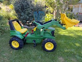 Trettraktor John Deere mit Frontlader & Luftreifen