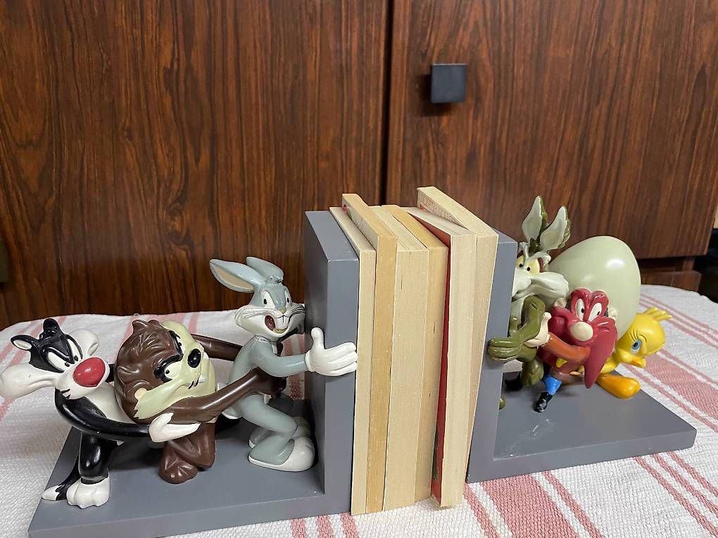 Altro in Decorazioni & Accessori: Serre-livre Looney Tunes – Usato da Lovens venduto da fam_5f2t 1