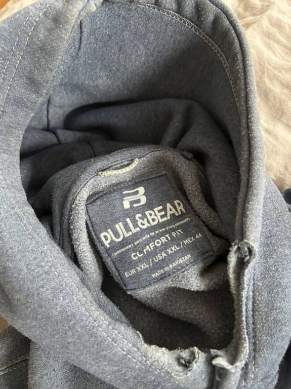 Pull&Bear Maglioni & Felpe: Blau Pullover Pull & Bear – Usato da Würenlingen venduto da julian.haemmerli 3