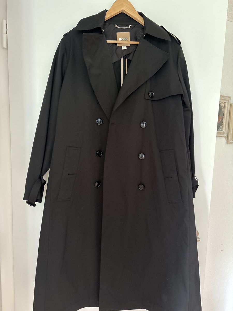Hugo Boss Cappotti: Schwarzer BOSS Trenchcoat/Jacke Gr. 38 – Nuovo (secondo la descrizione) da Rothenthurm venduto da JasiG