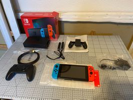 Nintendo Switch  + Nintendo 3DS ( 3x Pokémon DS Games)
