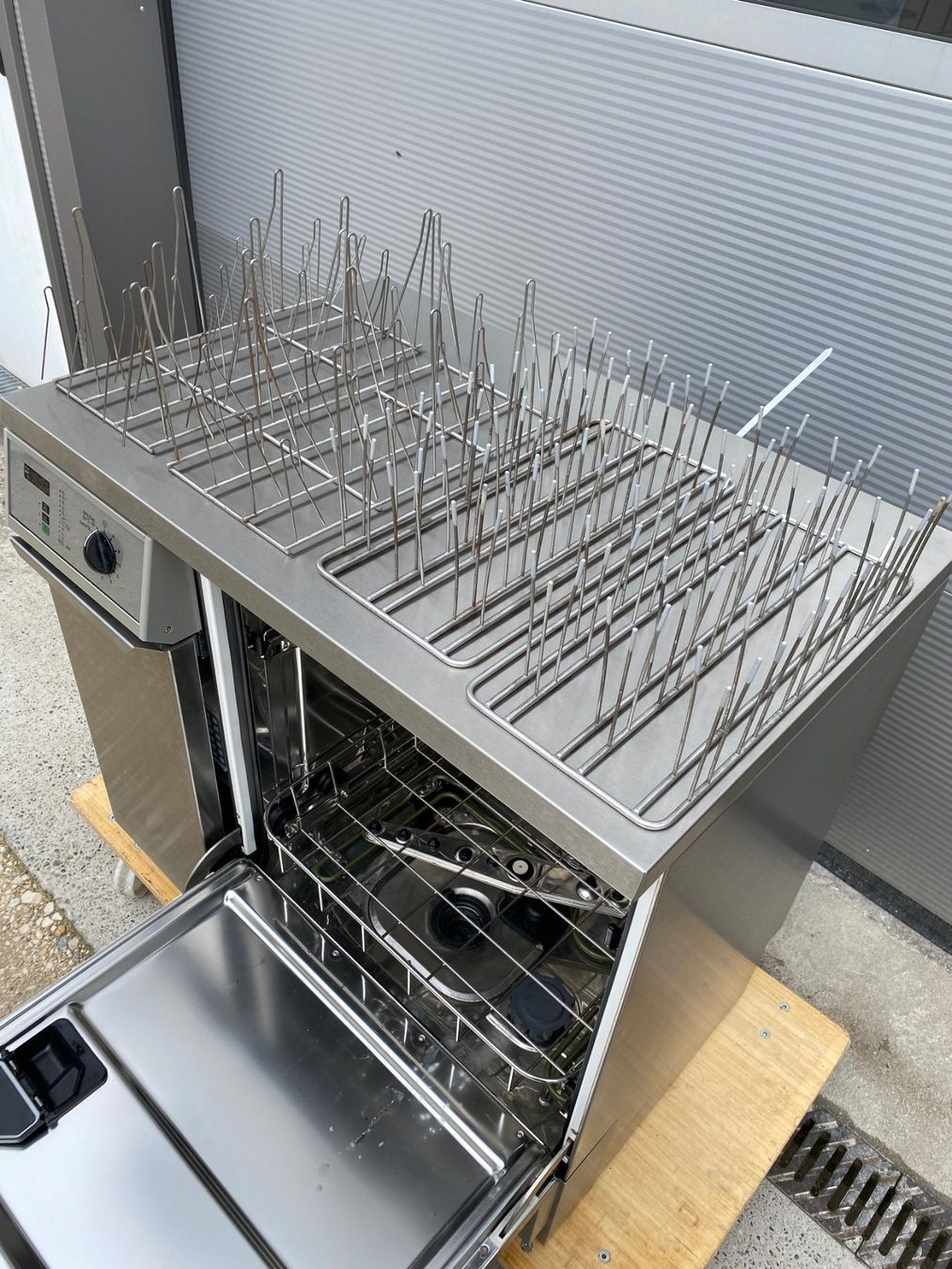 Tutte le macchine: Laborspülmaschine Miele G7883CD – Usato da Laupersdorf venduto da Borer_Liquidationen 2
