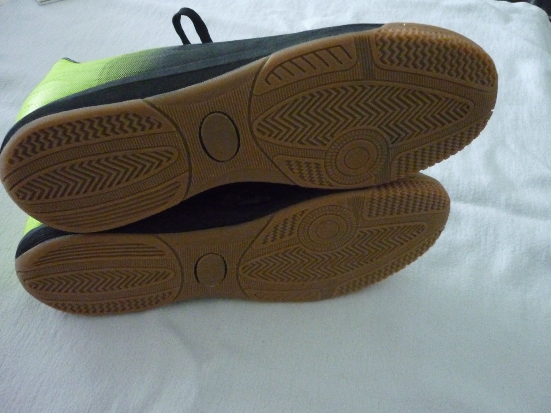Herrenschuhe: Turnschuhe – Neu (gemäss Beschreibung) aus Vaduz von red94angel 2