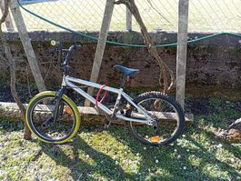 Vendesi 2 biciclette usate ma funzionanti 