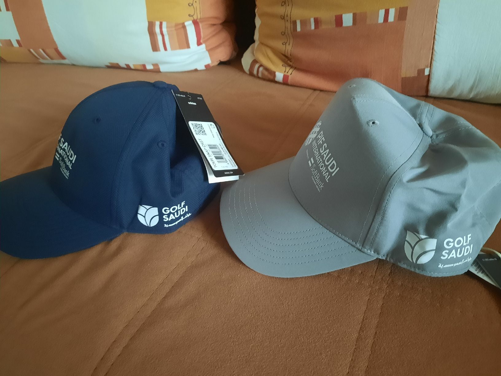 Autres vêtements & accessoires: Cap – Neuf avec emballage d'origine à Kollbrunn par smart777 1