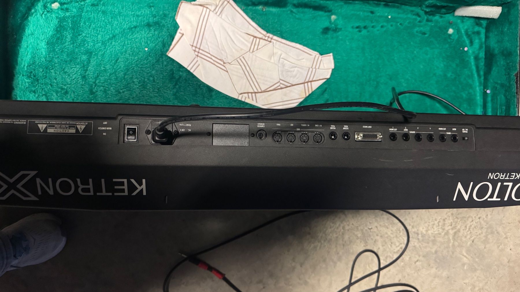 Solton Strumenti musicali: Solton MS50 Multimedia Music Station – Usato da Knutwil venduto da Clabrey 7