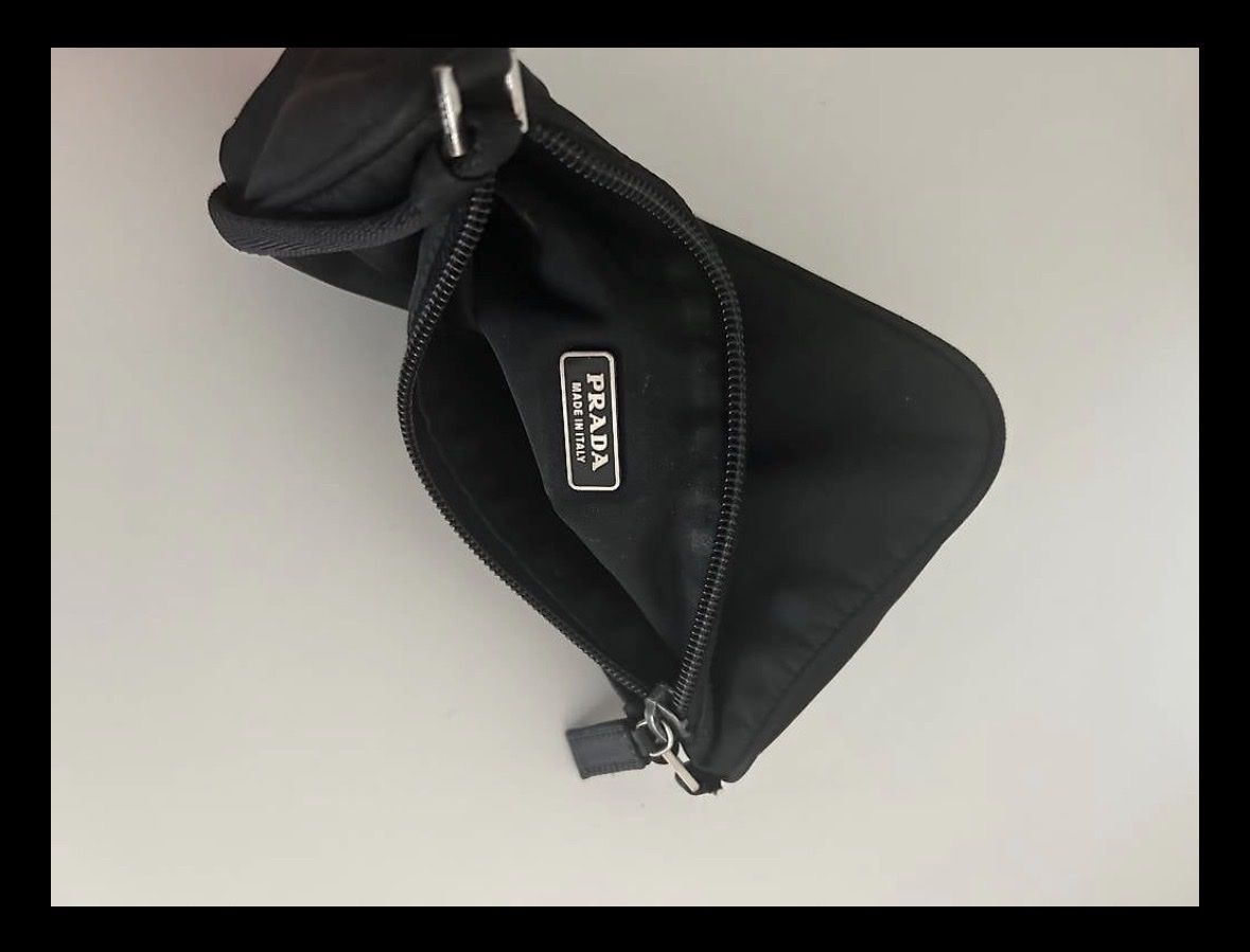 Prada Sacs femmes: Prada – D'occasion à Oberkulm par TD13 2