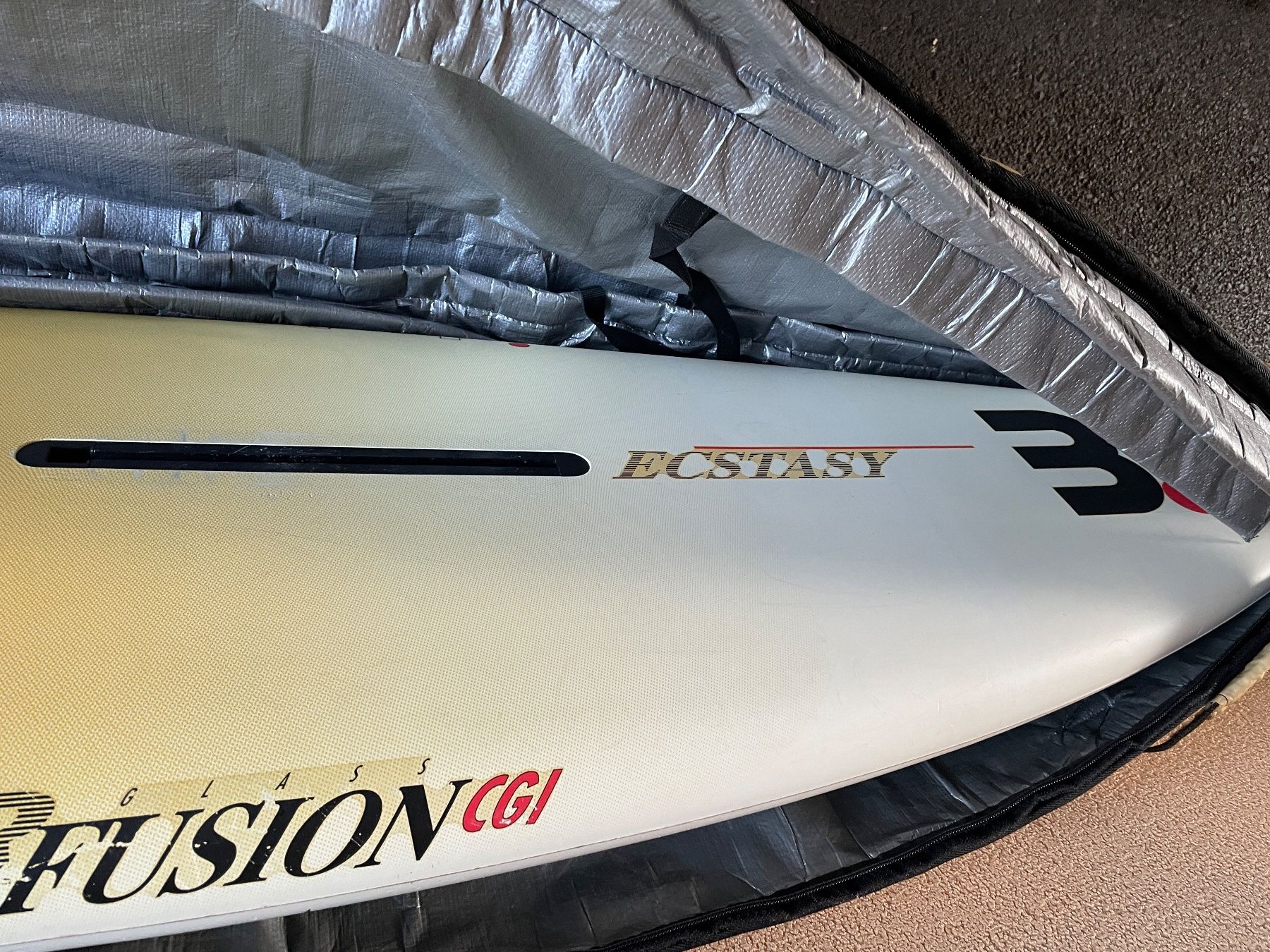 Mistral Tavole da surf e di nuoto: Surfbrett Mistral Ecstasy 2.56 mit Bag, 87 Liter – Usato da Saland venduto da ricci018 1