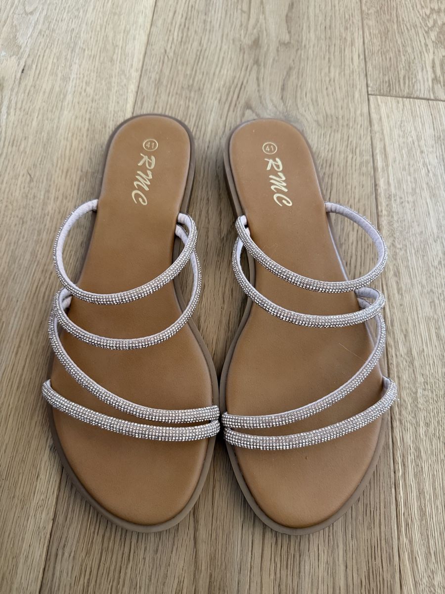 Scarpe da donna: Sandalen mit Strass – Usato da Mur (Vully) FR venduto da seaila
