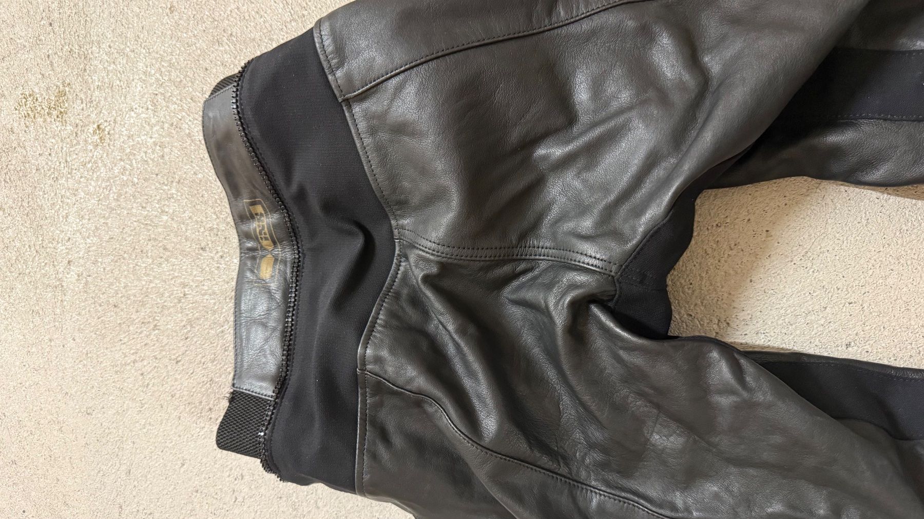IXS Pantaloni: ixs Motorradhose Grösse 38 – Usato da Chur venduto da lea_r7wx 4