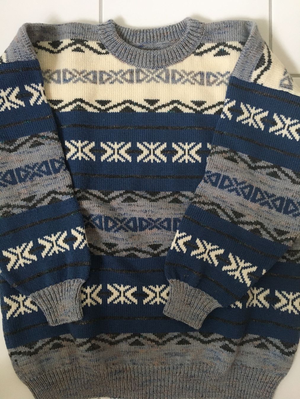 Maglioni & Felpe: Norweger-Style Pullover Handarbeit – Usato da Siebnen venduto da Starlauf 3