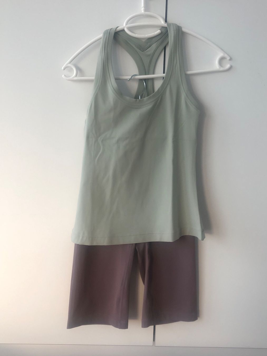 Kleiderpakete: Sport-Set XS, neu – Neu (gemäss Beschreibung) aus Wangen ZH von Spatz15
