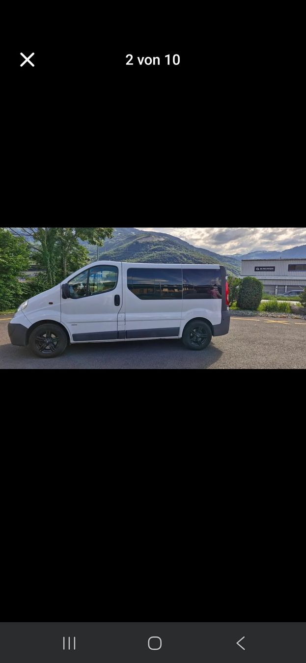 Opel Automobili: Opel Vivaro Tour 20TD Limousine blanc 2007 – Usato da Schlieren venduto da Schneider_sl7 3