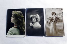 15x JUGENDSTIL - POSTKARTEN, unge Damen, um 1910, gelaufen