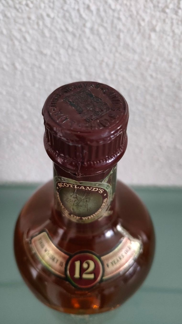 Chivas Regal Bevande alcoliche: Whisky Chivas Regal – Usato da Sirnach venduto da Grm5 2