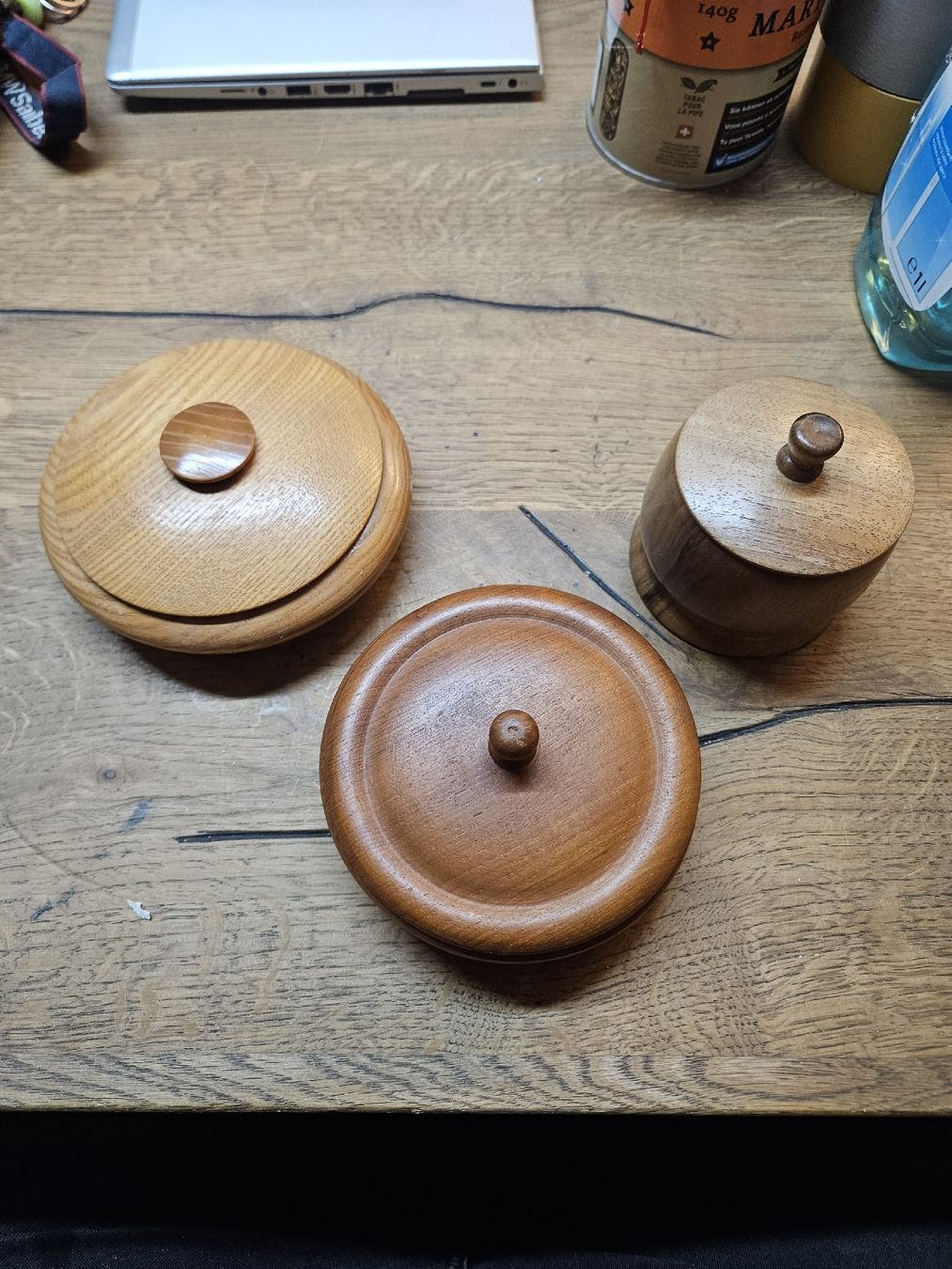 Pentole: 3er Set Holzgefässe mit Deckel (V) – Usato da Rorschach venduto da TimelessTrading