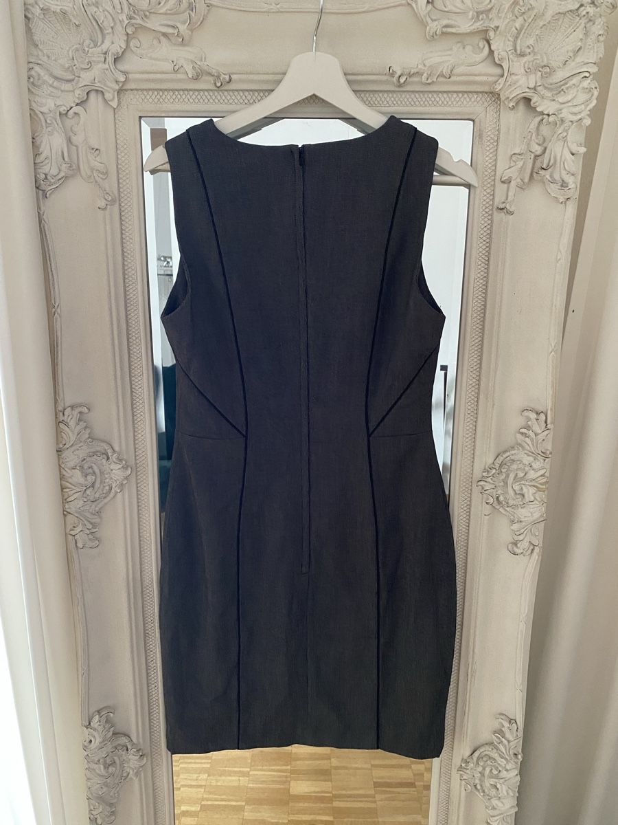 H&M Vestiti: Graues Businesskleid H&M Gr. 40 eher 38 – Nuovo (secondo la descrizione) da Unterengstringen venduto da cck_ 1