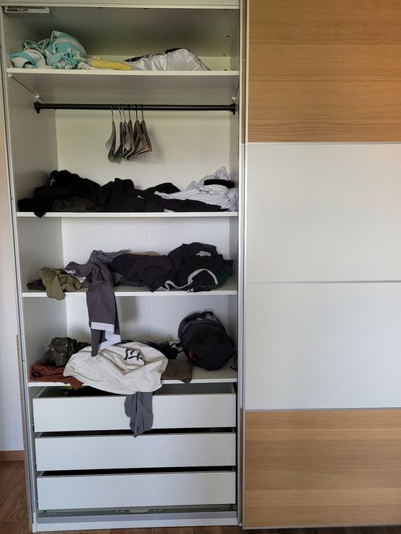 Ikea PAX armoire portes coulissantes, avec tiroirs. Kaufen auf Ricardo